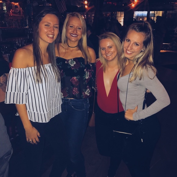 Meet your Posher, Danielle - Picture 2 of 4